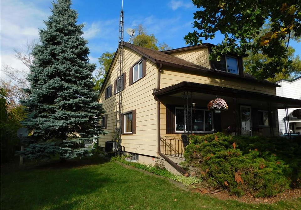 523-broad-st-e-street-e-dunnville-ontario-40780684