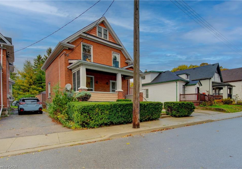 14-stahl-avenue-kitchener-ontario-40780700
