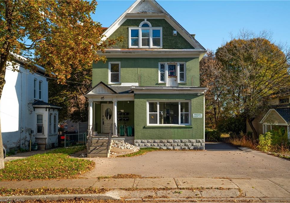 98-church-street-kitchener-ontario-40780711