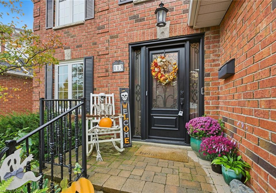 113-brian-boulevard-waterdown-ontario-40780722