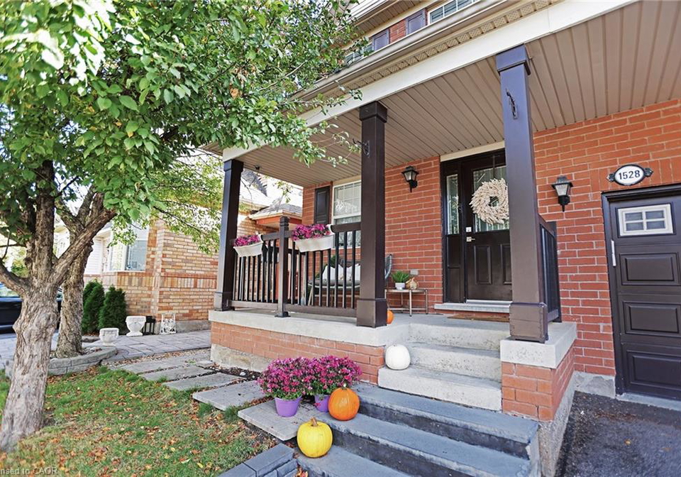 1528-evans-terrace-milton-ontario-40780826