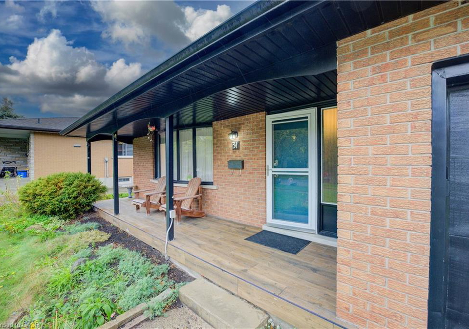 31-bonfair-court-kitchener-ontario-40780855