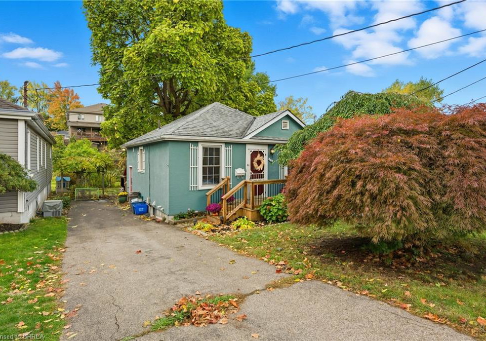 363-sheridan-street-brantford-ontario-40780858