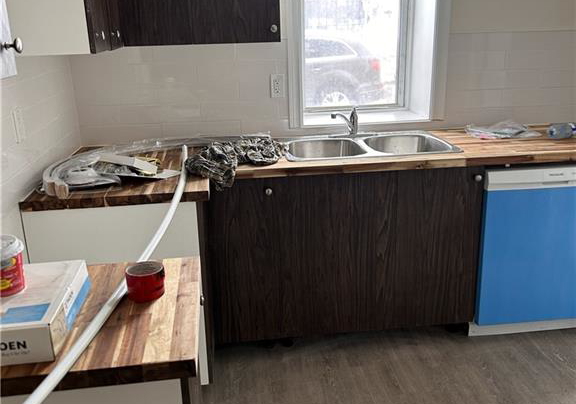 33-35-wood-street-e-hamilton-ontario-40780933