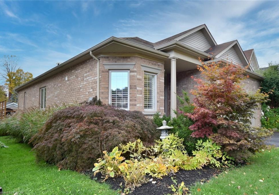 35-riding-park-place-dundas-ontario-40780948