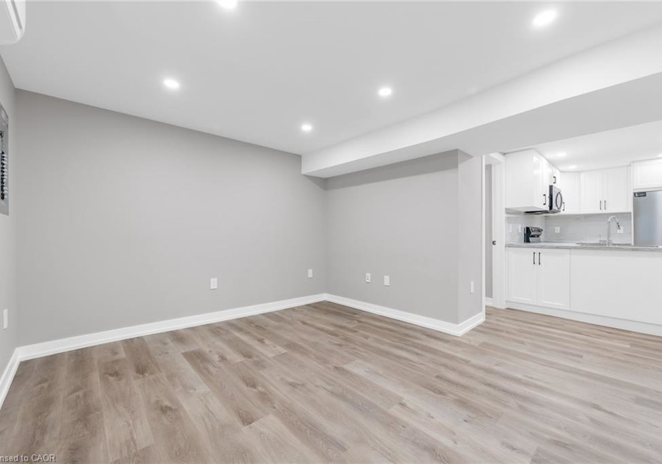 40-nancy-street-hamilton-ontario-40780964