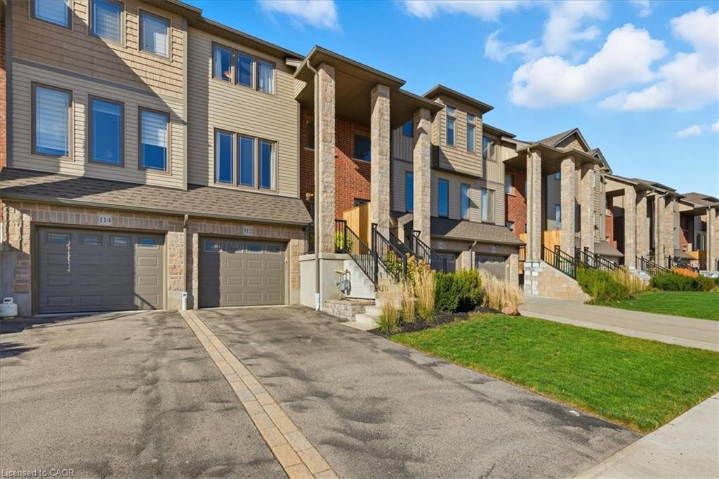 112-loxleigh-lane-breslau-ontario-40781025