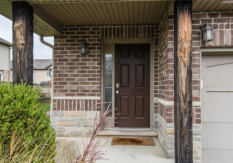 105-captain-mccallum-drive-new-hamburg-ontario-40781055