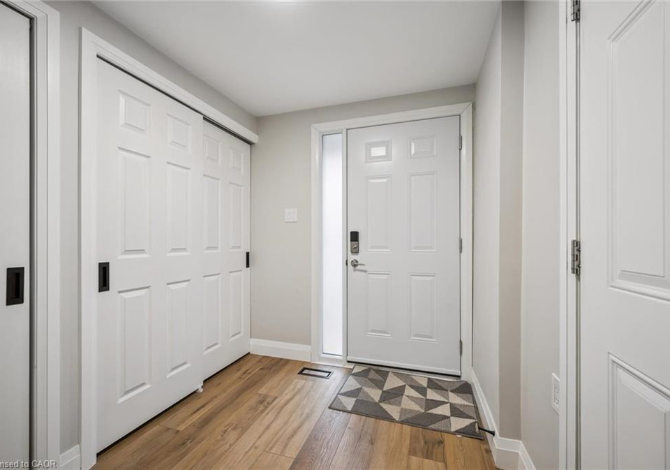 285-bluevale-street-waterloo-ontario-40781058