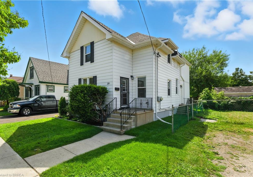 39-allenby-avenue-brantford-ontario-40781237