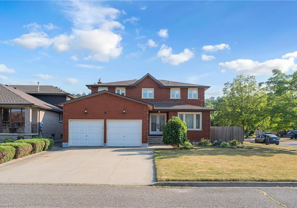 2-vinehill-drive-stoney-creek-ontario-40781300
