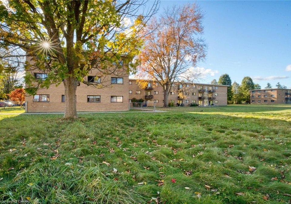 1830-dumont-street-london-ontario-40781346