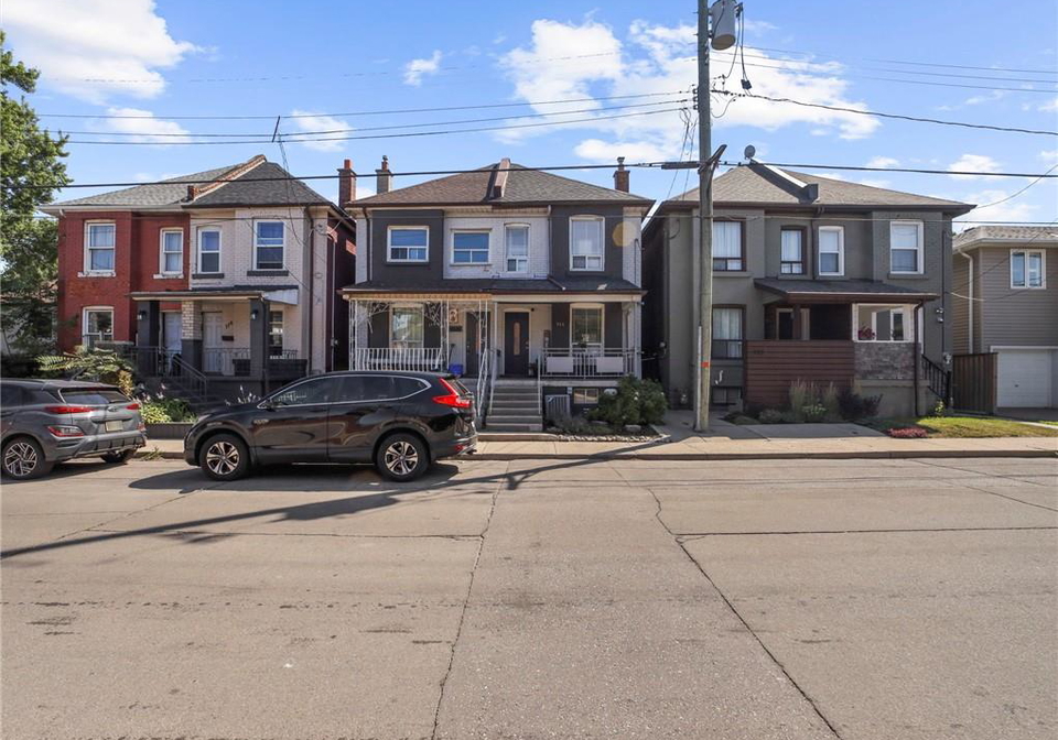 114-burton-street-hamilton-ontario-40781368