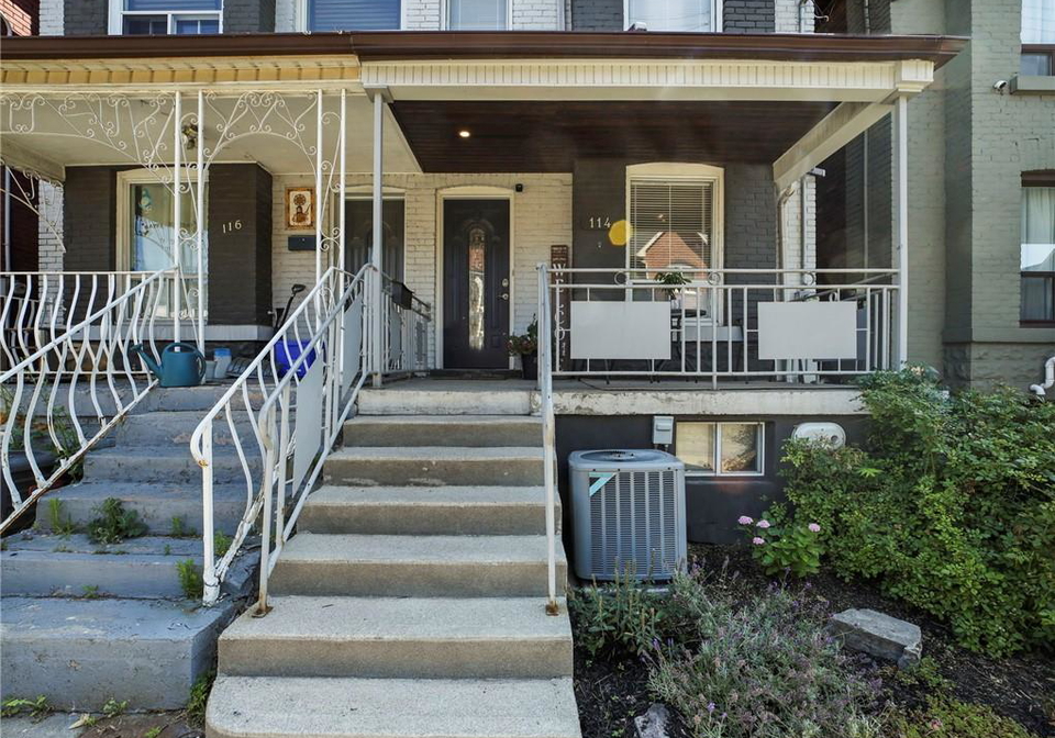 114-burton-street-hamilton-ontario-40781368