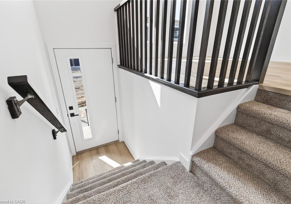 70-kenesky-drive-waterdown-ontario-40781370