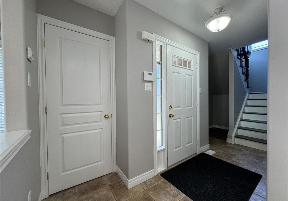 36-magnificent-way-binbrook-ontario-40781398