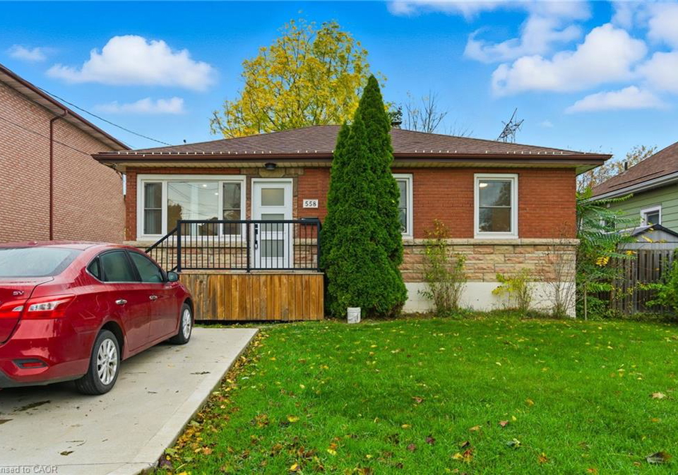 558-rosseau-road-hamilton-ontario-40781419