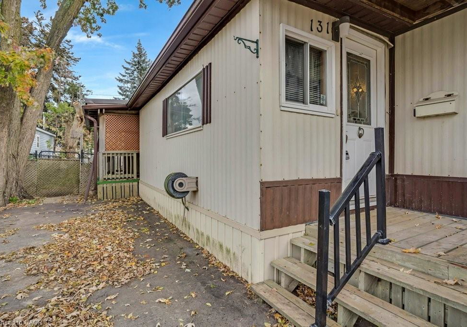 131-scott-street-waterloo-ontario-40781474