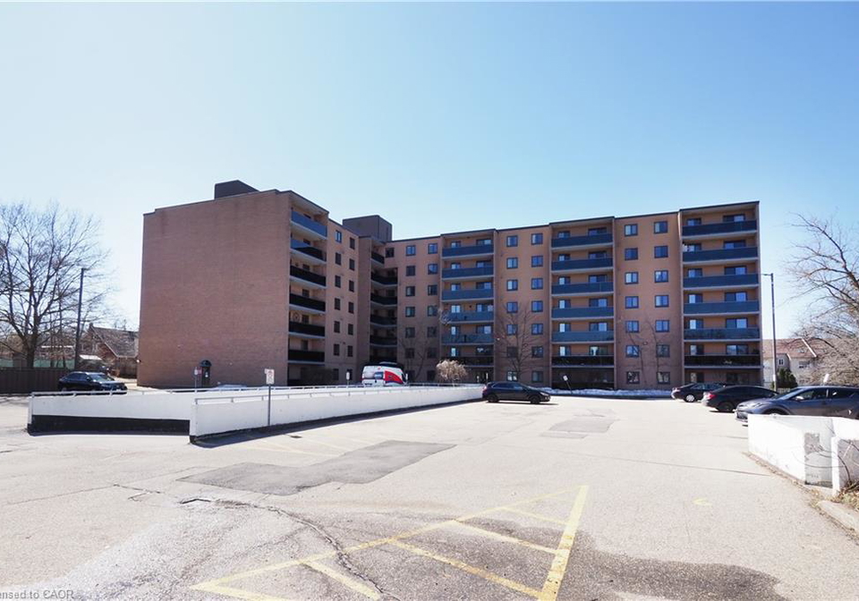 29-west-avenue-kitchener-ontario-40781590