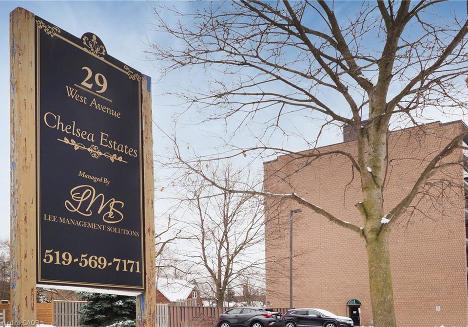 29-west-avenue-kitchener-ontario-40781590