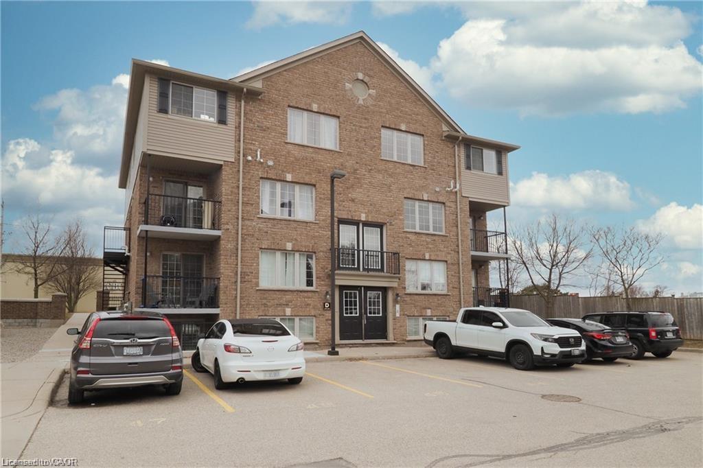12-holborn-drive-kitchener-ontario-40781621