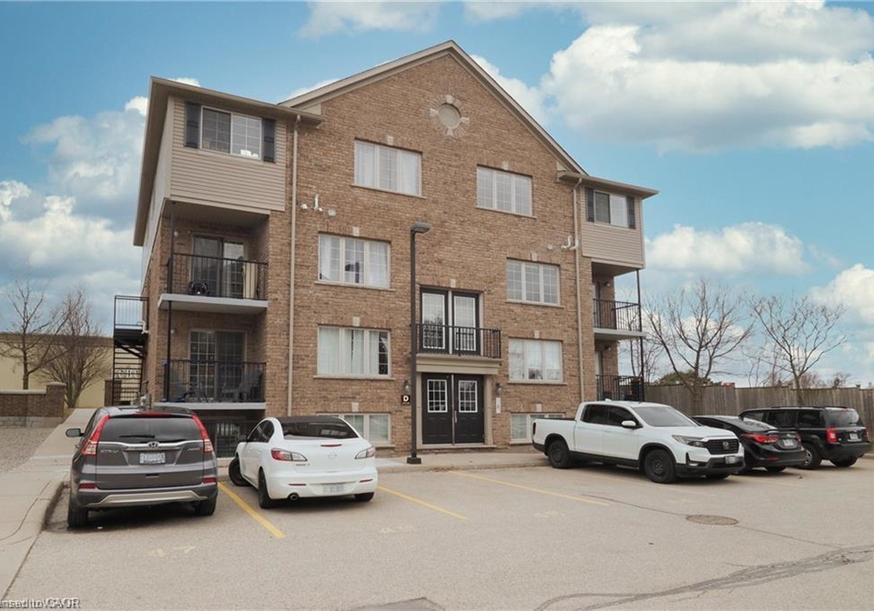 12-holborn-drive-kitchener-ontario-40781621