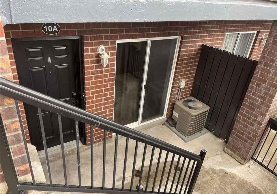 45-cedarhill-crescent-kitchener-ontario-40781691