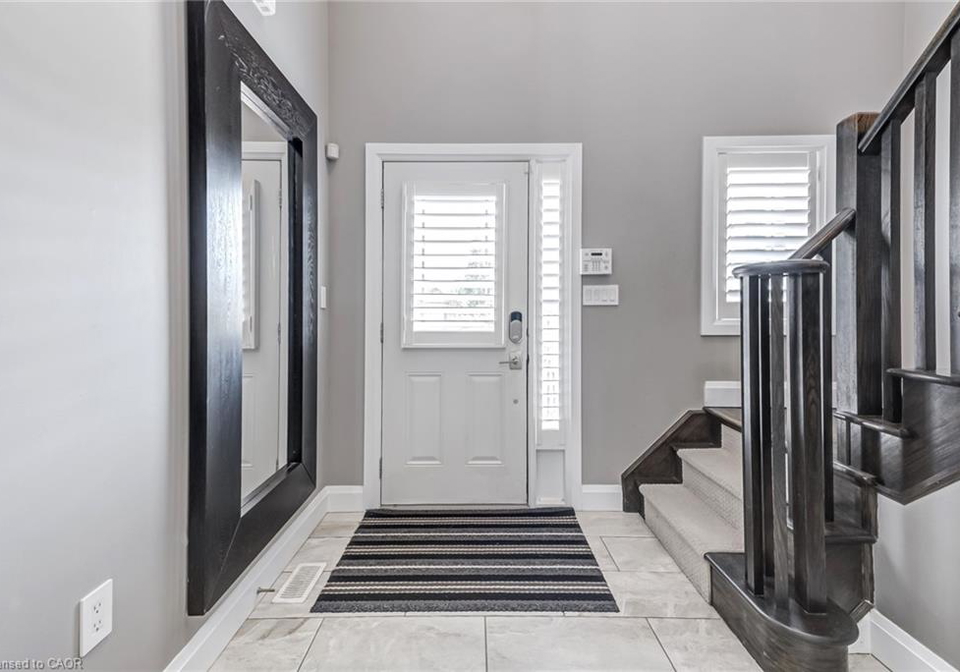 4401-dennis-avenue-beamsville-ontario-40781704