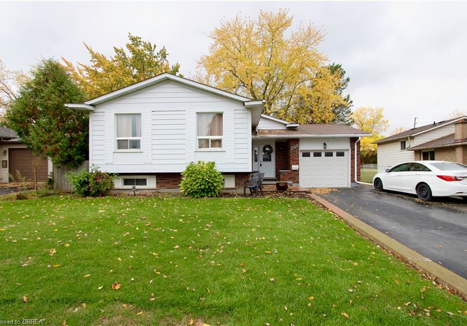 388-brantwood-park-road-brantford-ontario-40781708