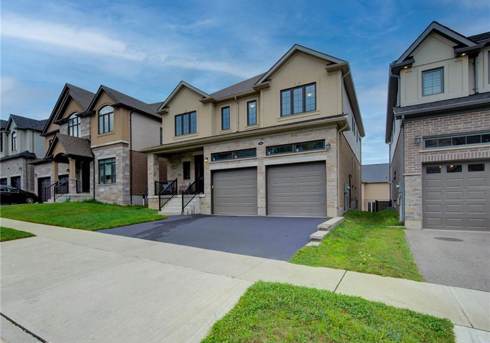 546-bridgemill-crescent-kitchener-ontario-40781712