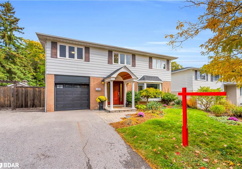 31-metcalfe-court-georgetown-ontario-40781737