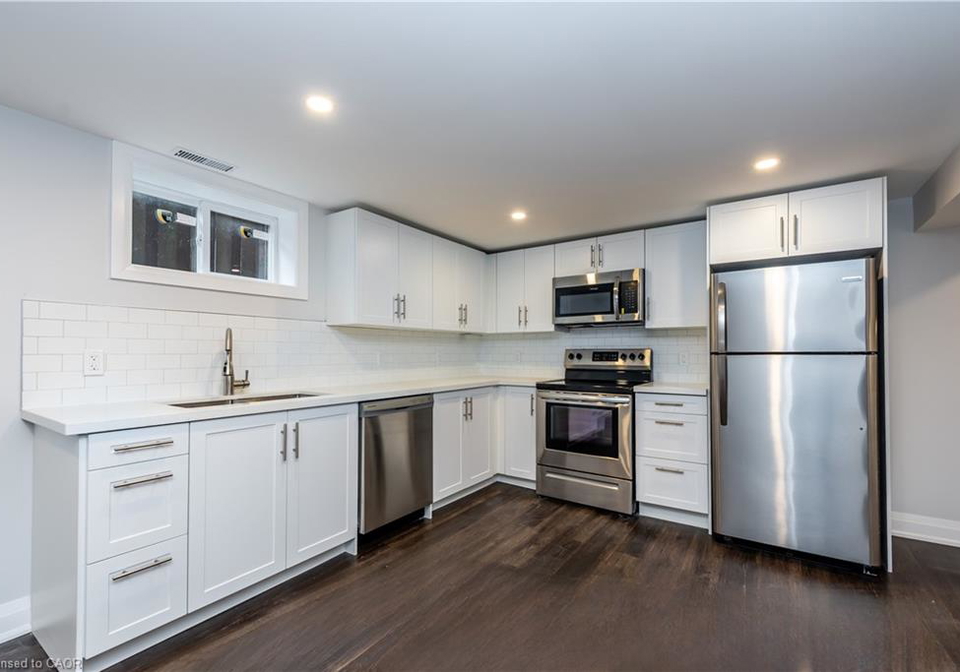 418-east-25th-street-hamilton-ontario-40781770