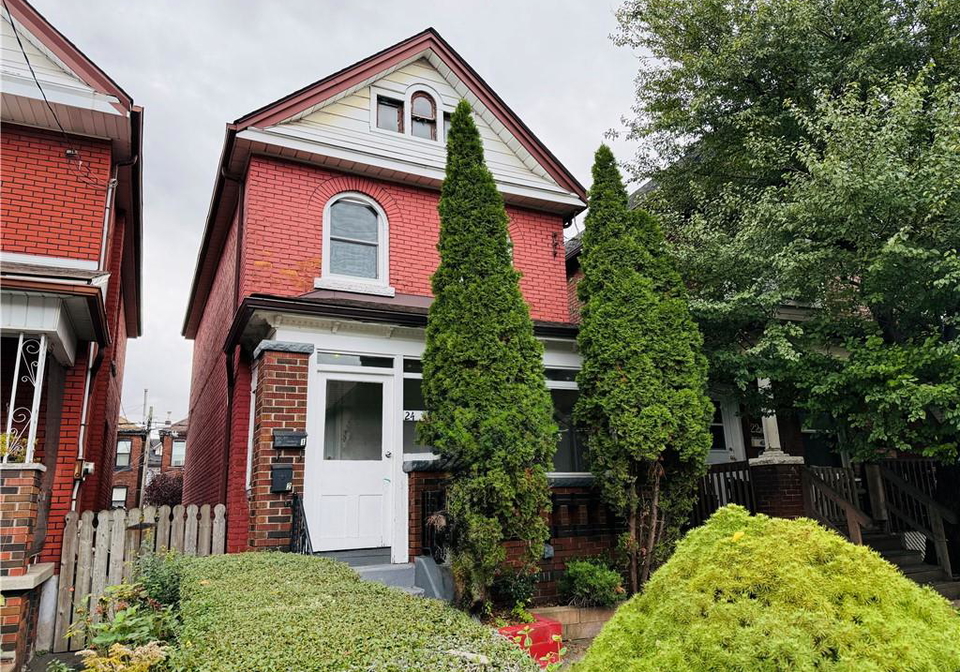 24-somerset-avenue-hamilton-ontario-40781826