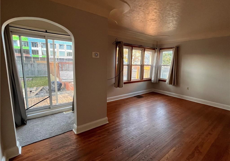 234-newbury-drive-kitchener-ontario-40781922