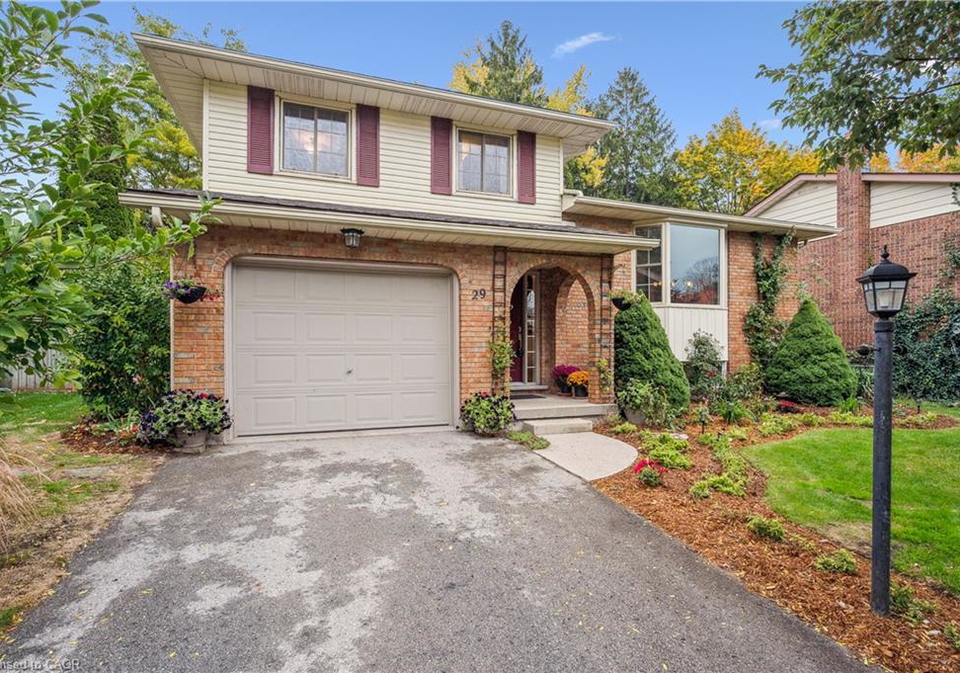 29-shadybrook-crescent-guelph-ontario-40782045