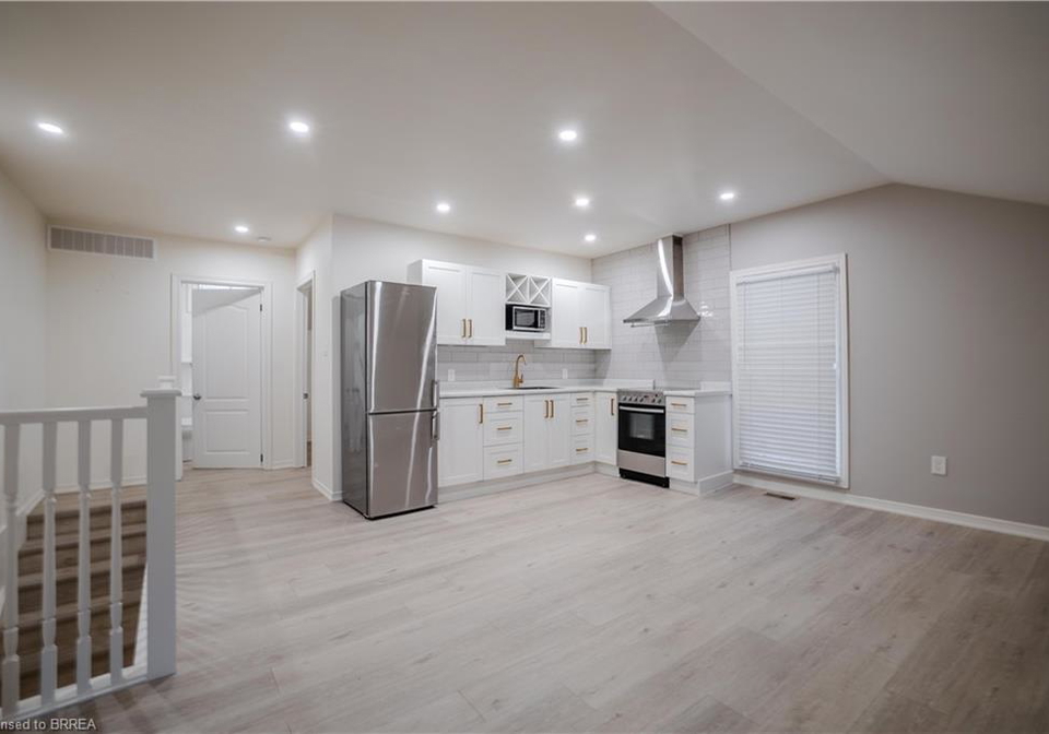 169-drummond-street-brantford-ontario-40782107