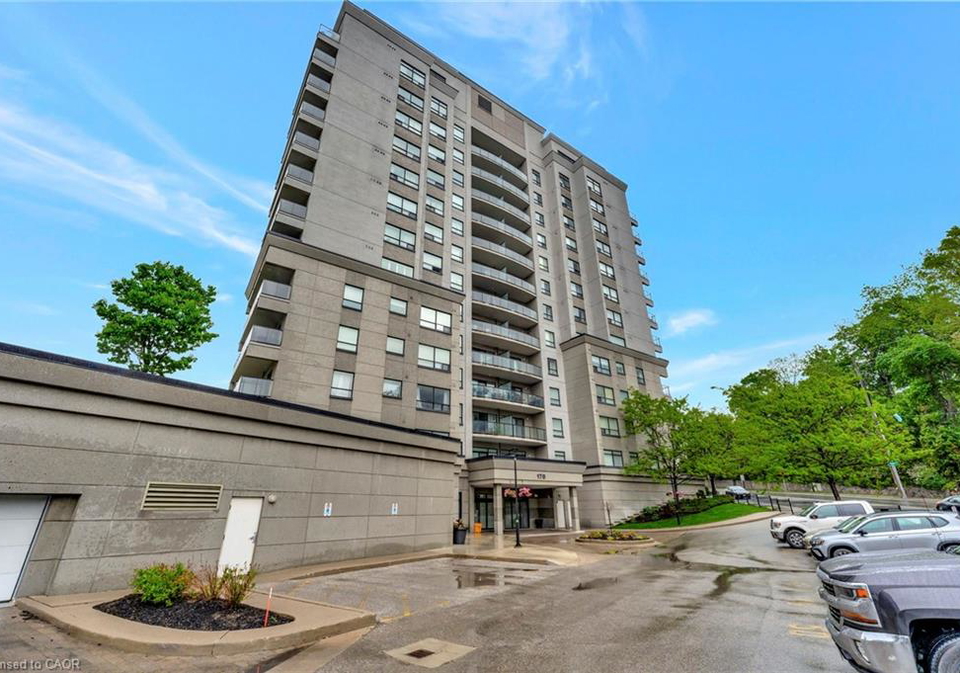 170-water-street-n-cambridge-ontario-40782146