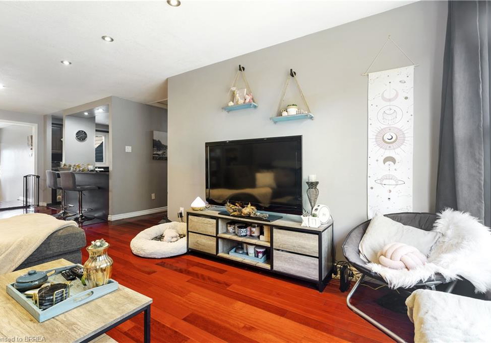 65-glamis-street-cambridge-ontario-40782231