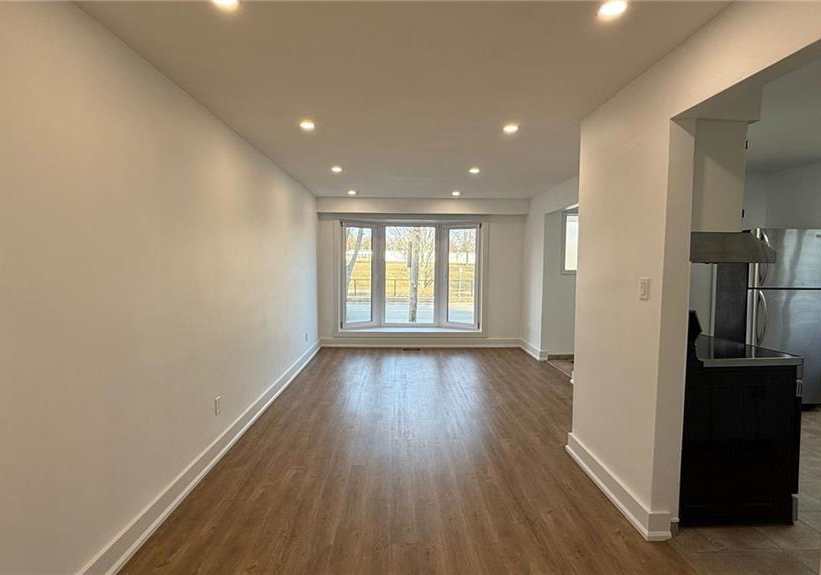 88-longford-drive-newmarket-ontario-40782237