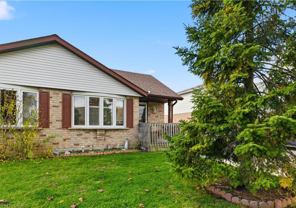 253-benesfort-crescent-kitchener-ontario-40782340