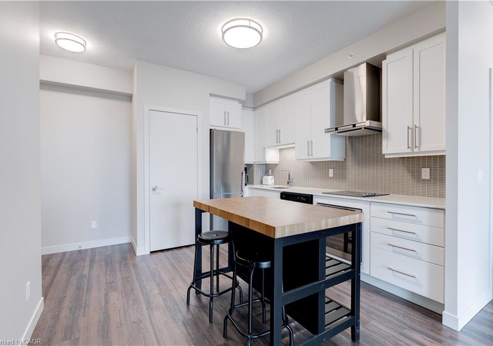 2081-fairview-street-burlington-ontario-40782360