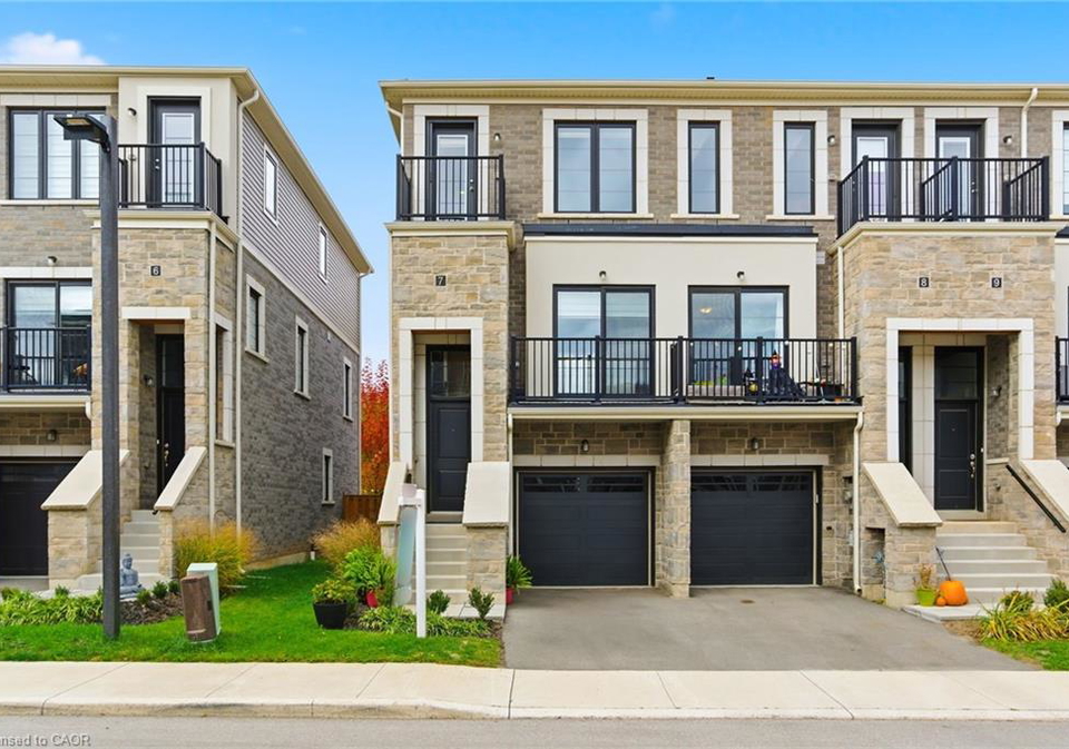 383-dundas-street-waterdown-ontario-40782523