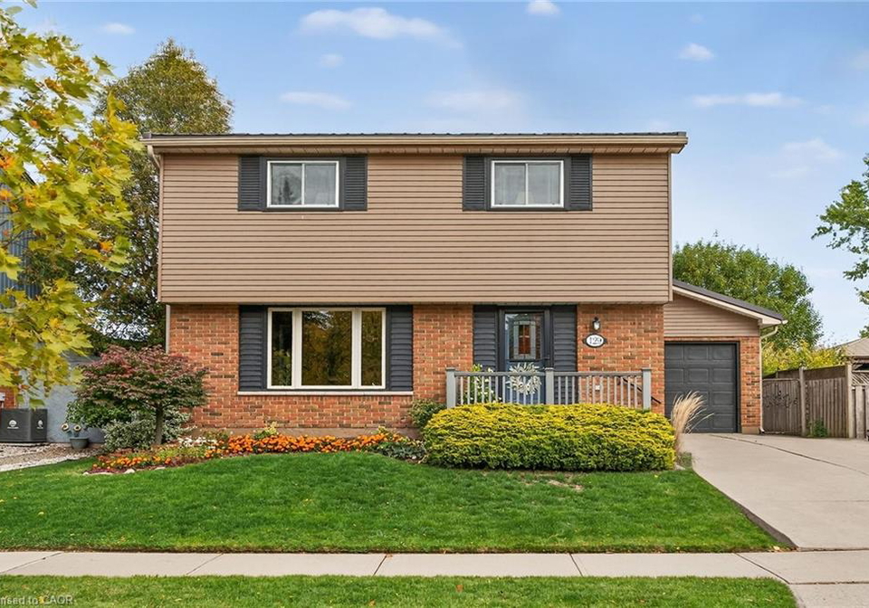 129-gordon-drummond-avenue-stoney-creek-ontario-40782635