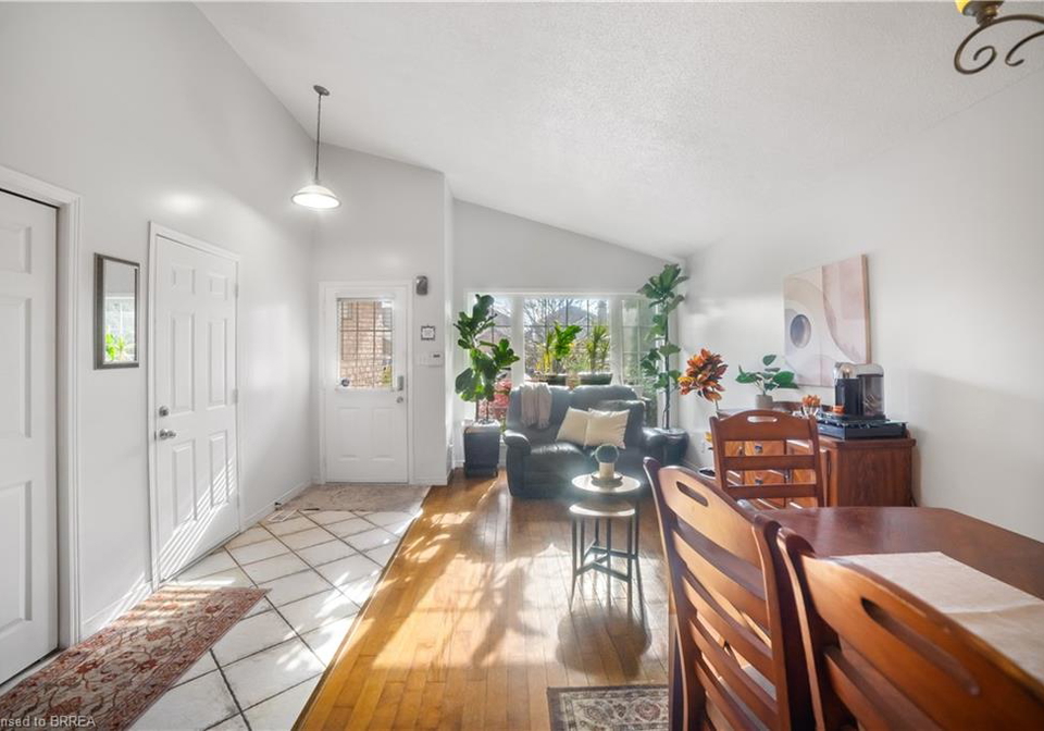 6-bridgette-drive-hamilton-ontario-40782641