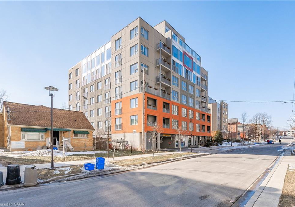 321-spruce-street-s-waterloo-ontario-40783675