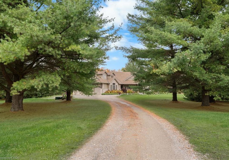 7632-wellington-road-34-puslinch-ontario-40783733