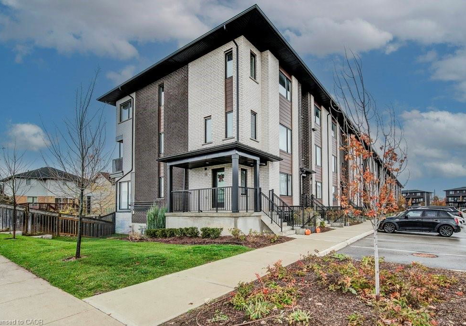 4-lily-lane-guelph-ontario-40783765