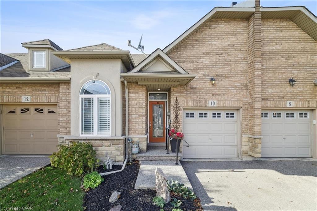 10-cornflower-crescent-hamilton-ontario-40783846