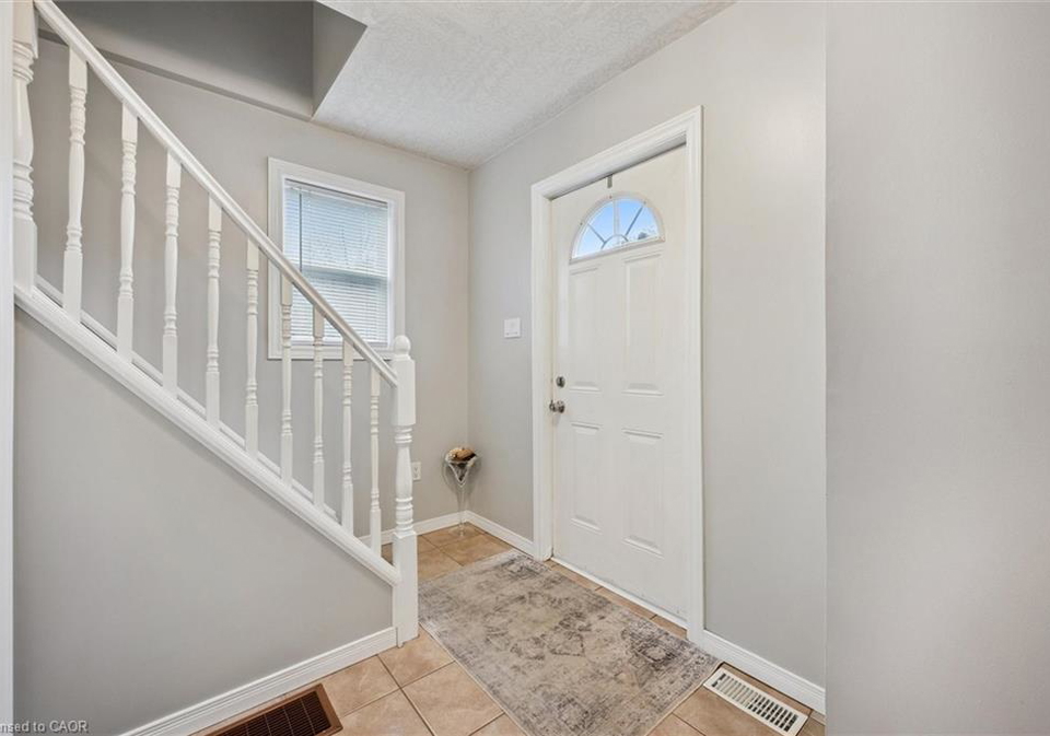 16-martin-avenue-cambridge-ontario-40783926