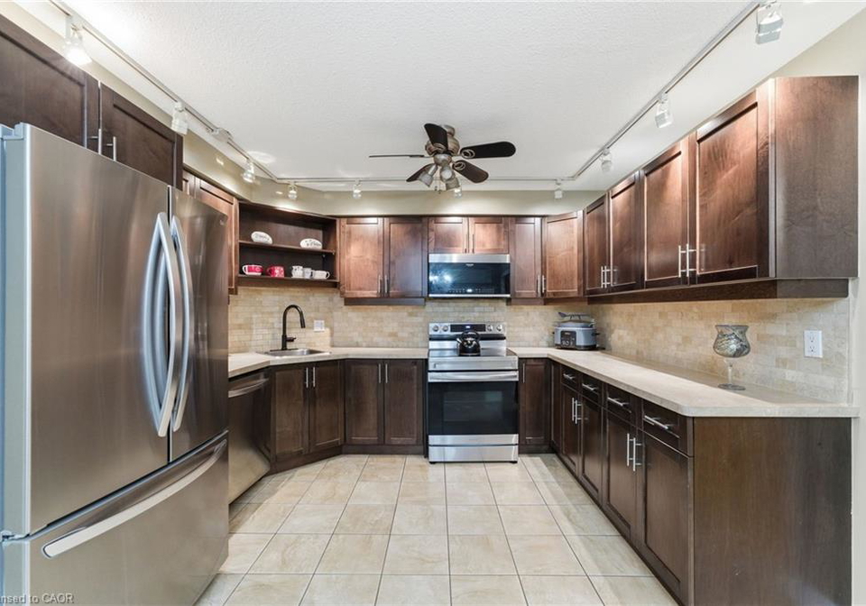 34-dynasty-avenue-stoney-creek-ontario-40783962